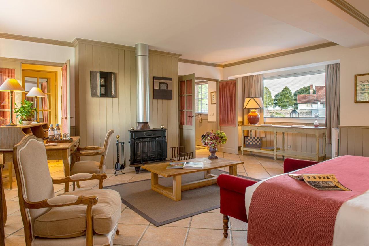 Chateau De Courban And Spa Nuxe Екстериор снимка