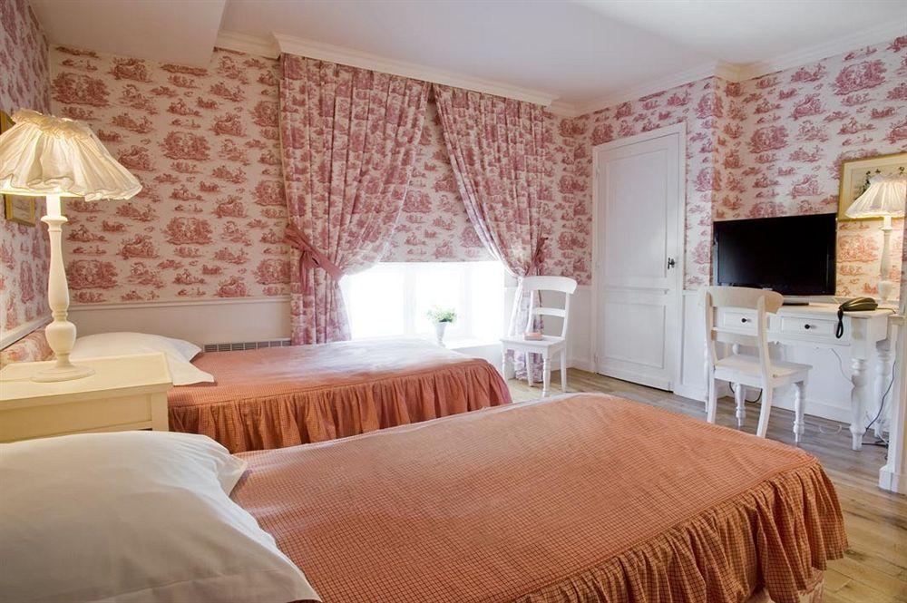 Chateau De Courban And Spa Nuxe Екстериор снимка