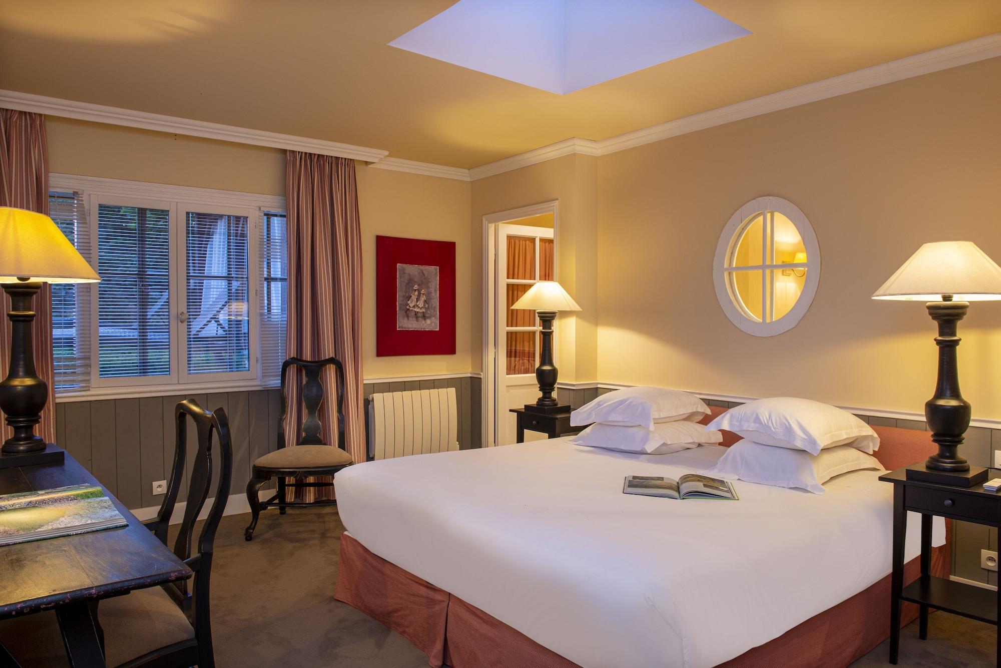 Chateau De Courban And Spa Nuxe Екстериор снимка