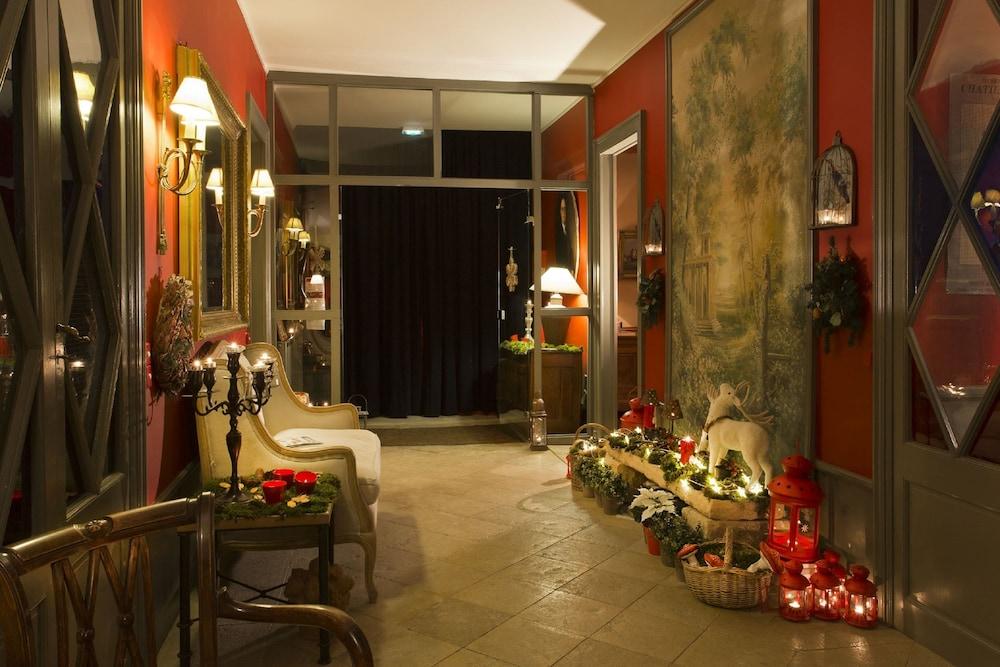 Chateau De Courban And Spa Nuxe Екстериор снимка