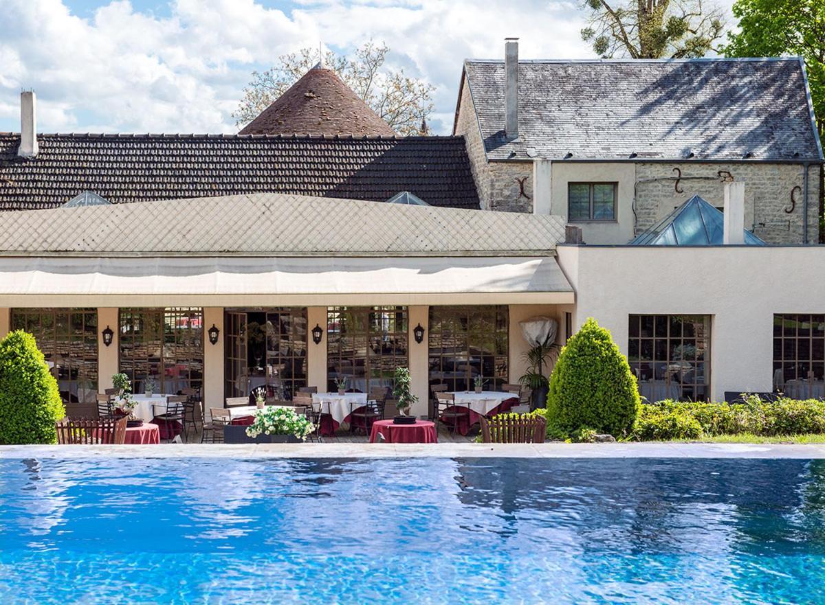 Chateau De Courban And Spa Nuxe Екстериор снимка