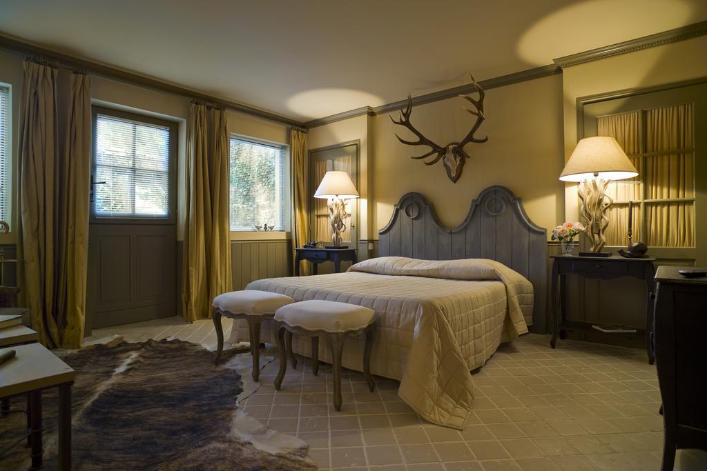 Chateau De Courban And Spa Nuxe Екстериор снимка