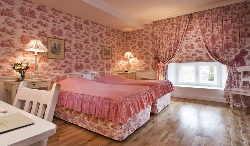 Chateau De Courban And Spa Nuxe Екстериор снимка